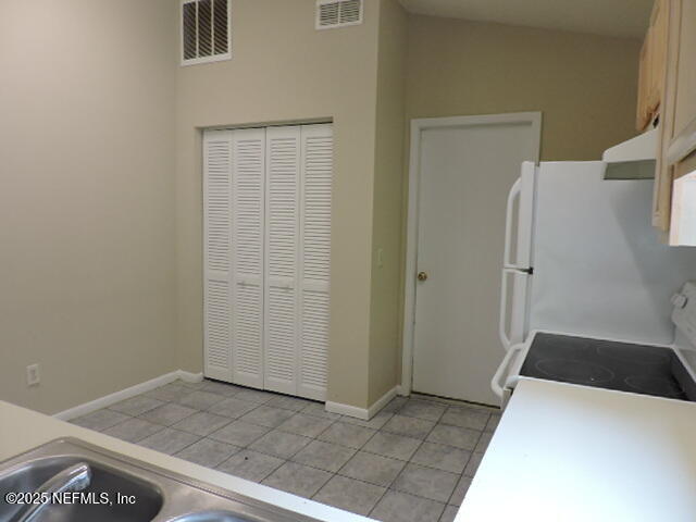 Building Photo - 8710 Pinevalley Ln