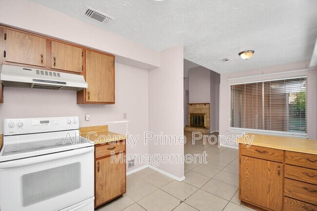 Building Photo - 19214 Cypress River Dr