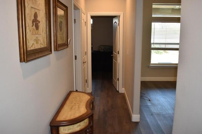 Building Photo - 4364 Wickson Pl