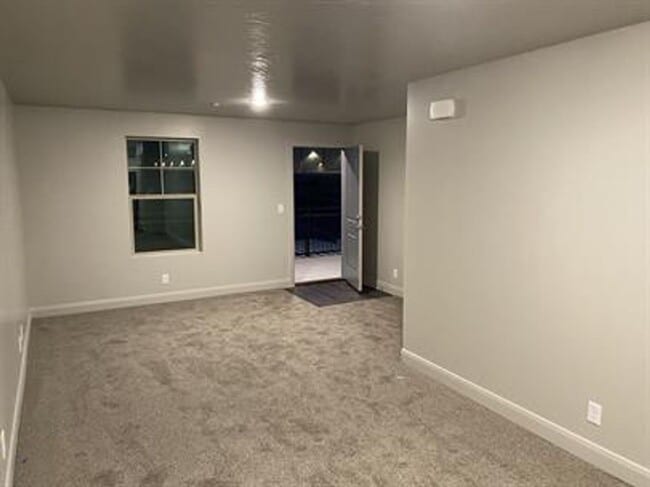 Building Photo - 2 Bed 1 Bath in Hurricane!!
