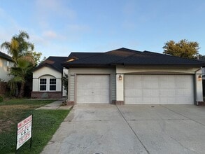 Building Photo - 5604 Adobe Rd