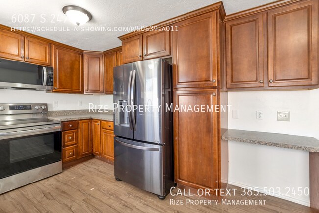 Building Photo - 6087 S 2475 W
