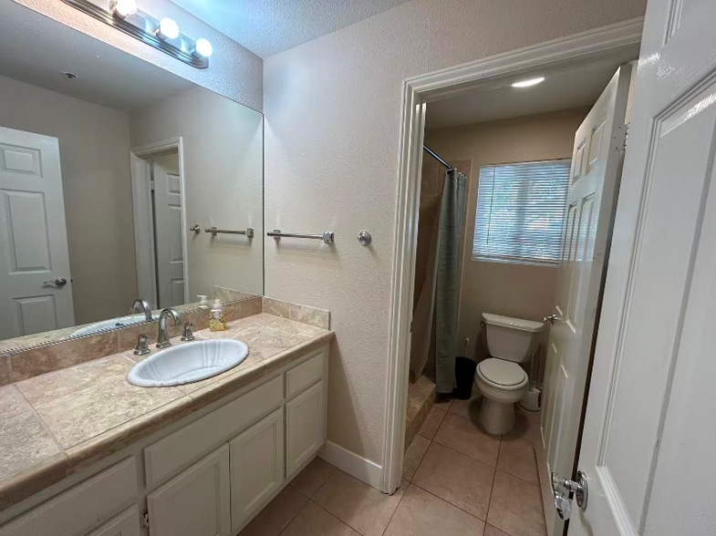 Building Photo - 3602 Merienda Ln