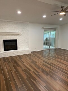 Primary Photo - 228 E Greenfield Dr