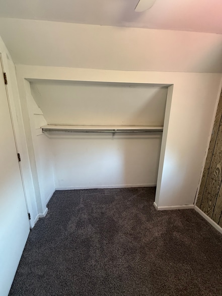 UPSTAIRS BEDROOM 2 CLOSET - 581 Bessinger Dr