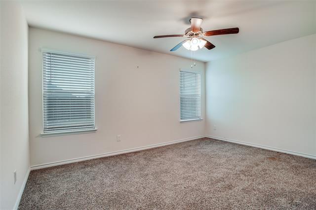 Building Photo - 627 Willow View Way