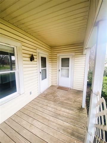 Building Photo - 308 N Shawnee St