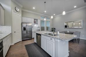 Building Photo - 13406 Stoneleigh Terrace Dr