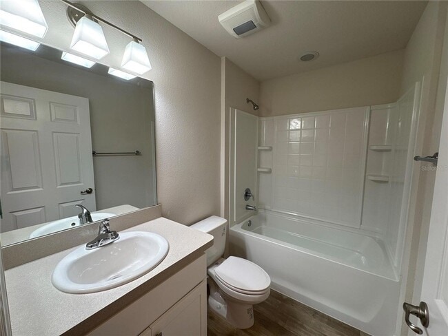 Building Photo - 15415 SW 34th Ave