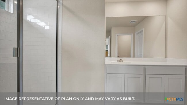 Building Photo - 1009 Alma Dr