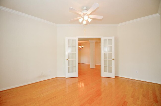 Building Photo - 3315 Alden Manor Ln