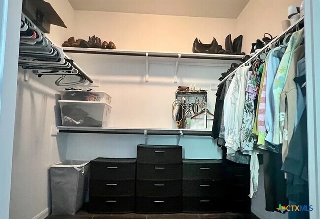 Building Photo - 1228 Esplanade Pkwy