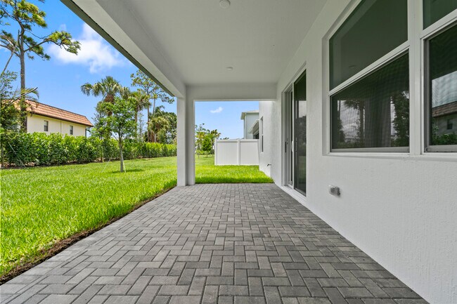 Building Photo - 7292 Lenora Ln