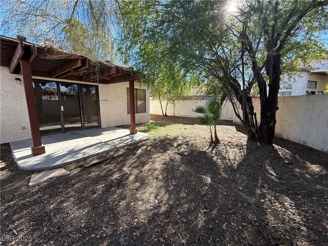 Building Photo - 6661 W Telegraph Rd