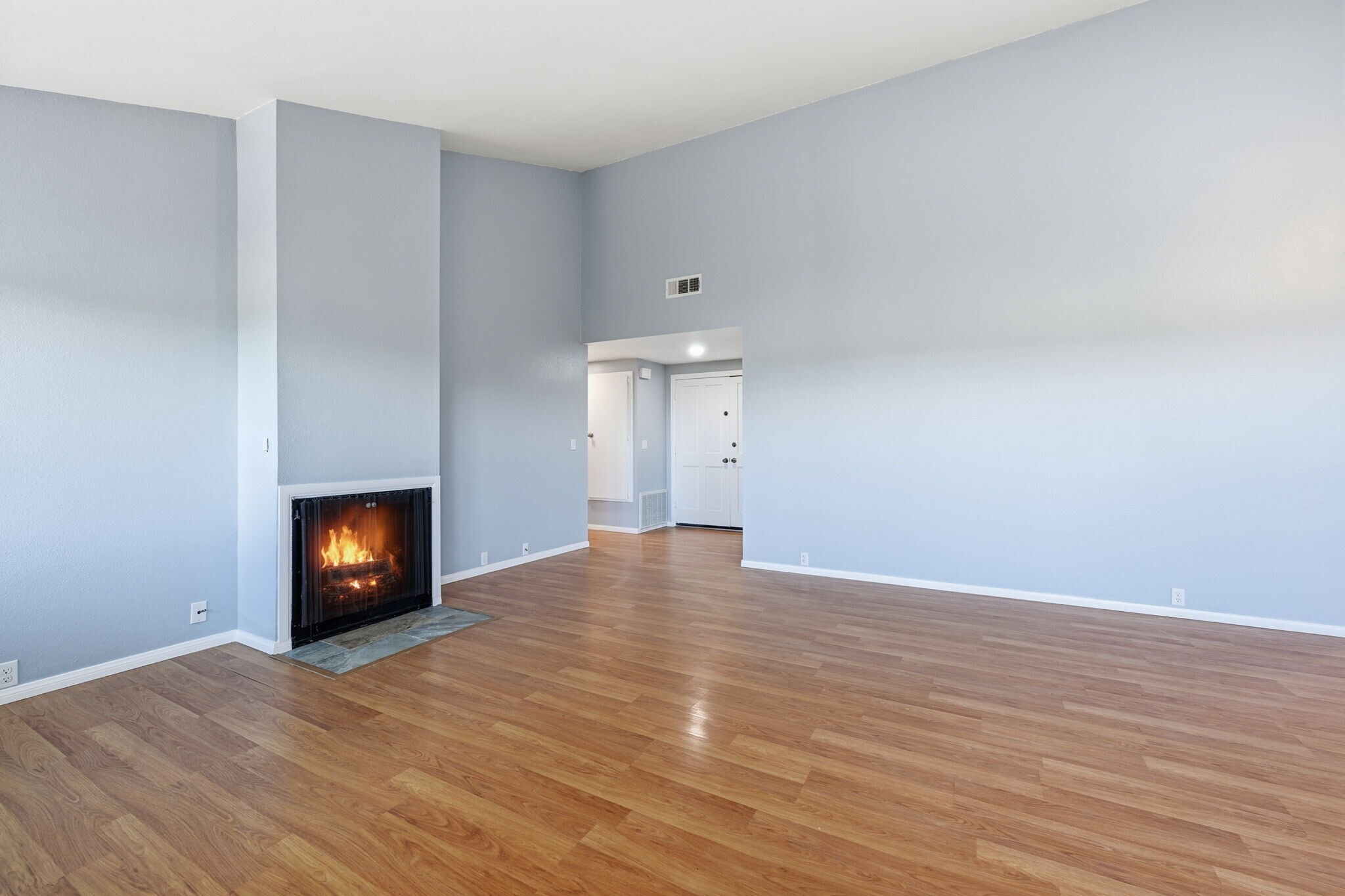 Building Photo - 1999 Seawind Way