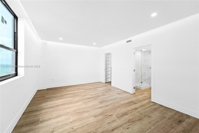 Building Photo - $3,200MONTHLY;10185 COLLINS AVE # 722 BAL HARBOUR, FL 33154