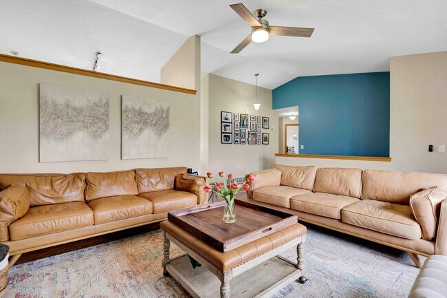 Building Photo - 3670 Sabertooth Trail