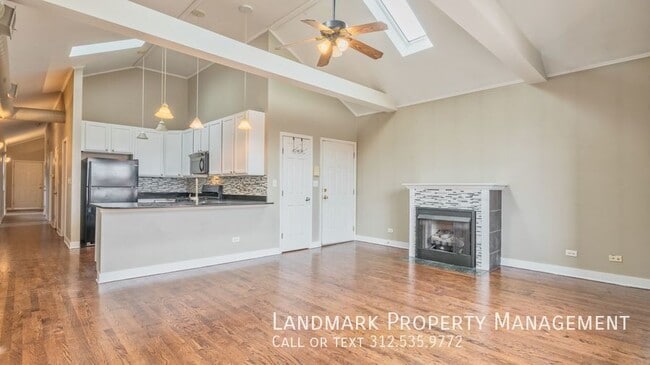 Building Photo - 2329 W Harrison St