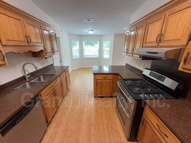 Building Photo - 4429 Amberwood Cir