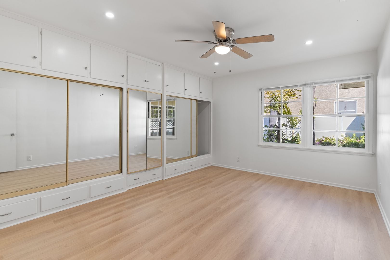 Building Photo - 237 Belmont Ave