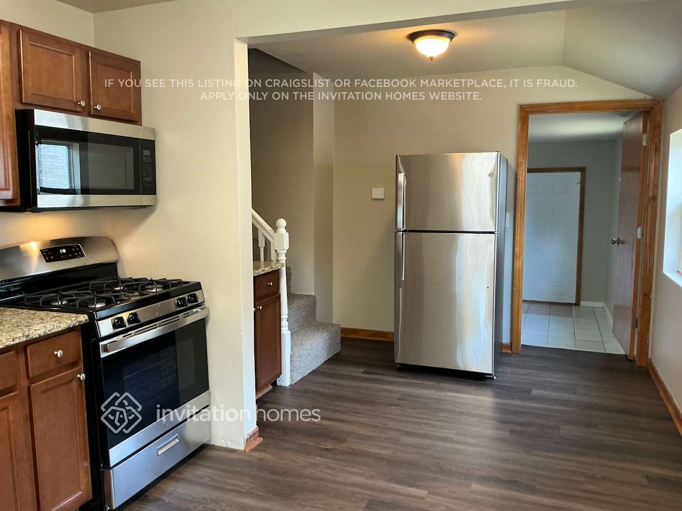 Building Photo - 11521 S Karlov Ave