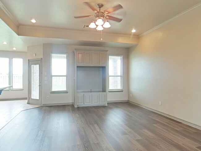 Building Photo - 5110 NE Haddington Pl