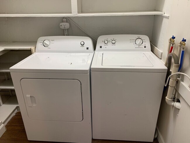 Building Photo - 4103 N Adams St