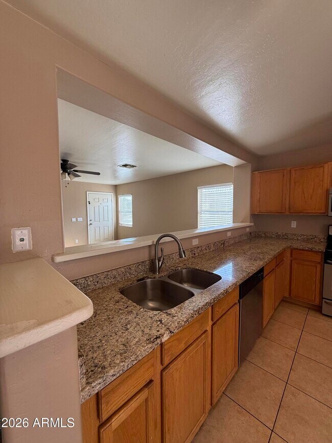 Building Photo - 12622 W Corrine Dr