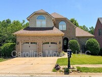 Building Photo - 745 Charleston Pl