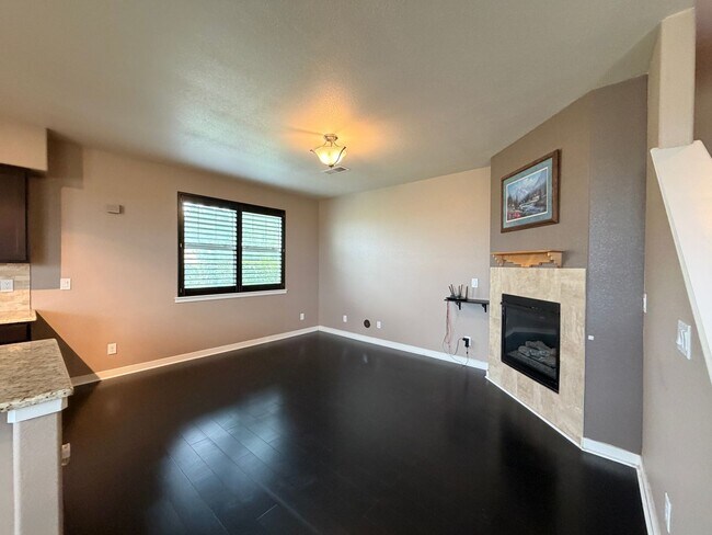 Building Photo - 3611 S Perth Cir