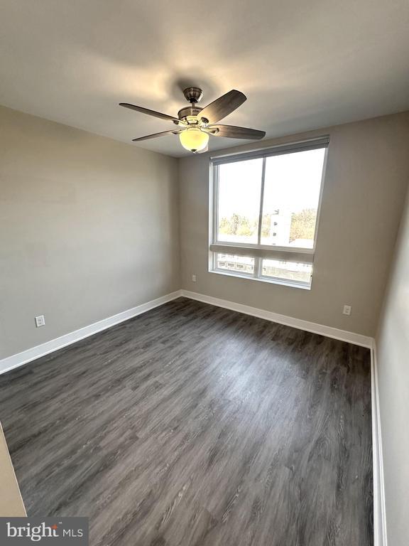 Building Photo - 145 Riverhaven Dr