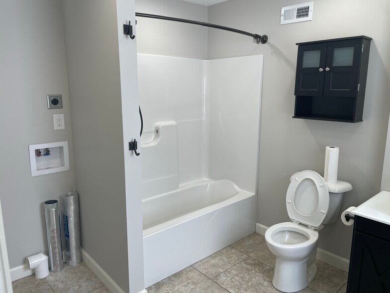 Building Photo - 6107 Appomattox Rd