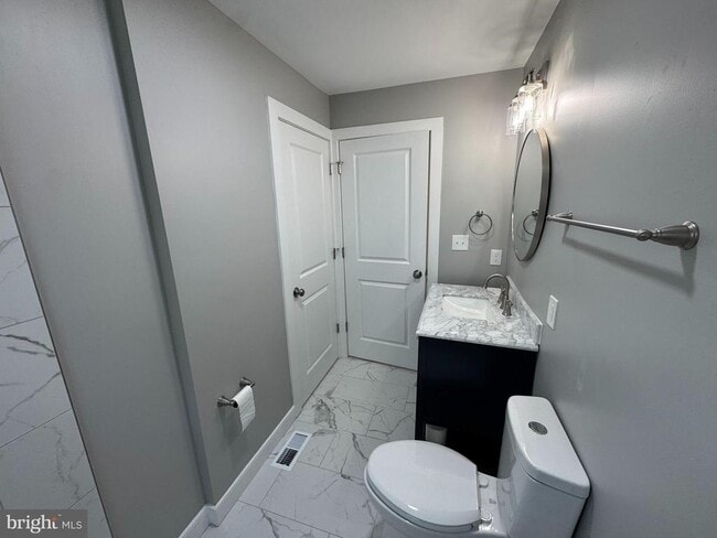 Building Photo - 9135 CUCKOLD Rd