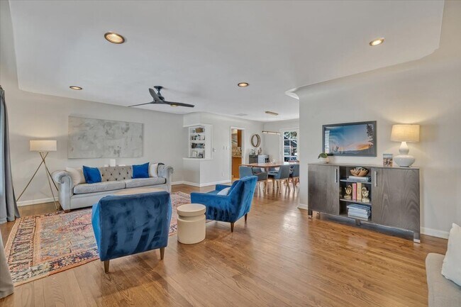 Primary Photo - 4150 Pierce St