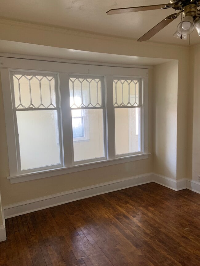 Building Photo - 1659 S 58th St