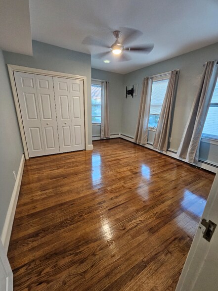 Building Photo - 50 Yeomans Ave