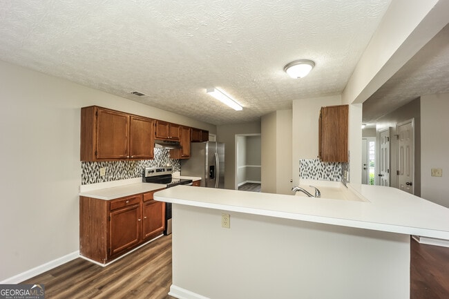 Building Photo - 8432 Cedar Creek Ridge