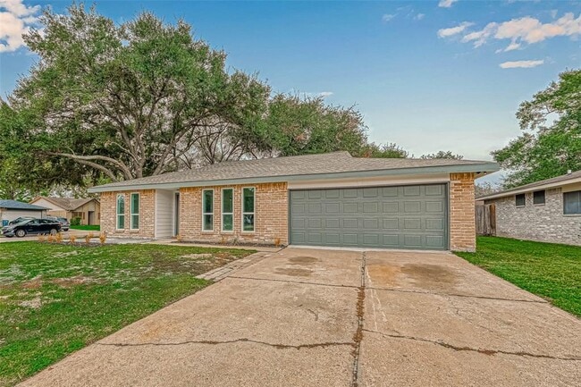 Building Photo - 2330 Grindstone Ln