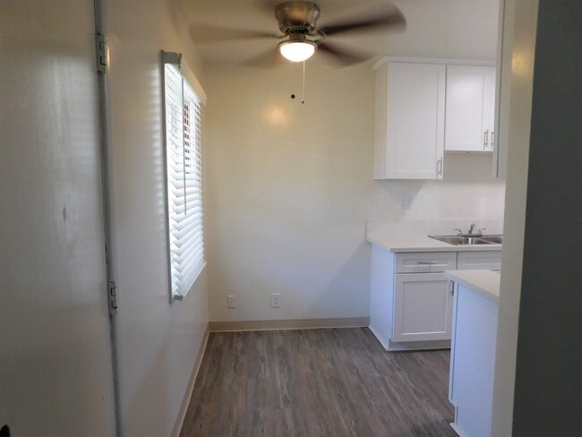 Building Photo - 5637 Strohm Ave