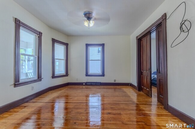 Building Photo - 29 8th St