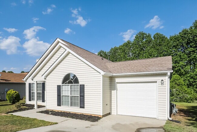 Building Photo - 5651 Eagles Feather Ln