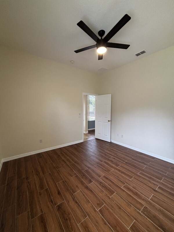 Building Photo - 9543 Osprey Landing Dr
