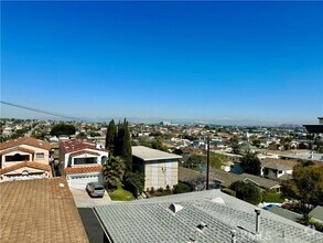 Building Photo - 2302 S Gaffey St