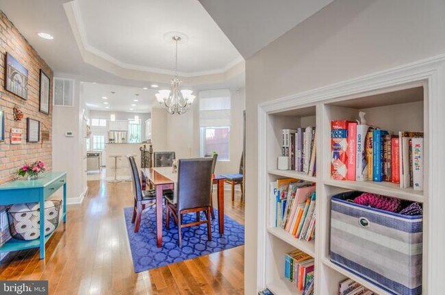 Building Photo - 2925 E Baltimore St