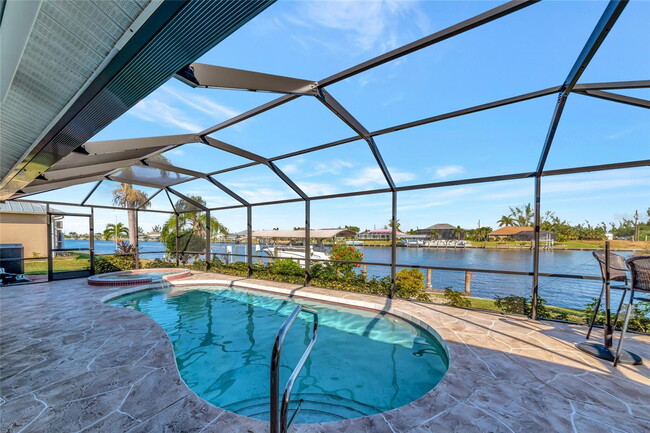Building Photo - "3-Bedroom Oasis with Granite Accents & Mo...