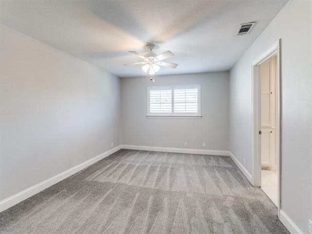 Building Photo - 4432 Willow Ln