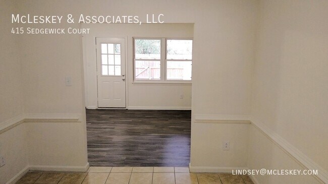 Building Photo - Washington Square Townhouses