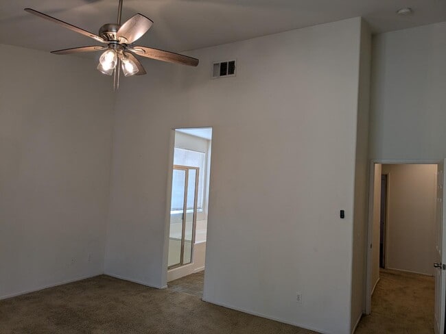 Building Photo - 14300 Maryknoll Ct