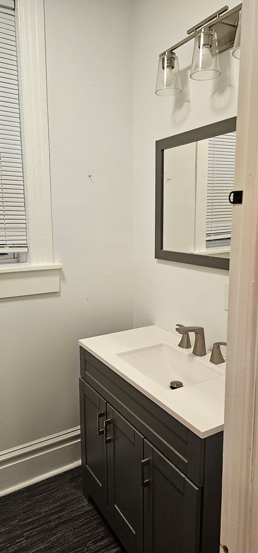 Building Photo - 3841 Shenandoah Ave