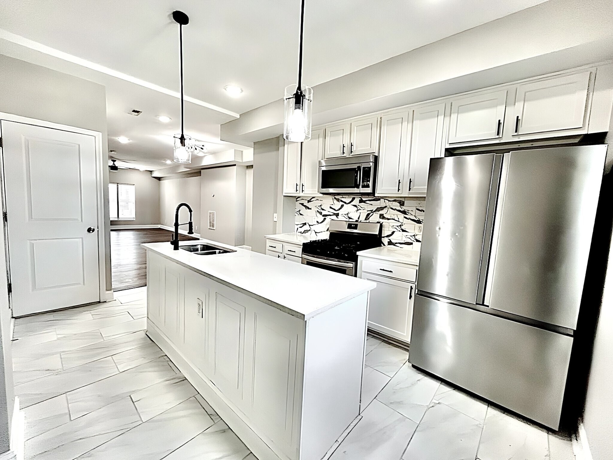 Building Photo - 2328 Calverton Heights Ave